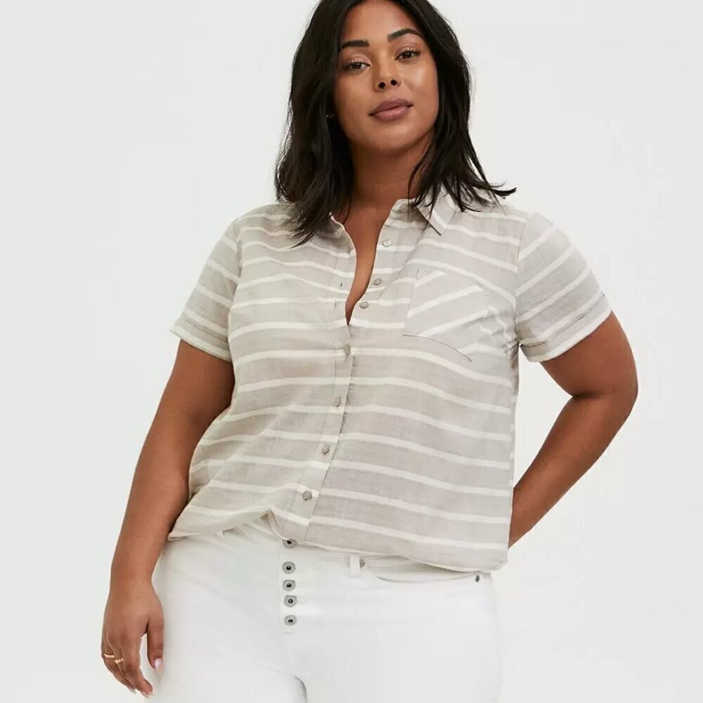 Torrid Textured Woven Button-Front Pocket Camp Shirt, Tan Stripe, Size 1/1X